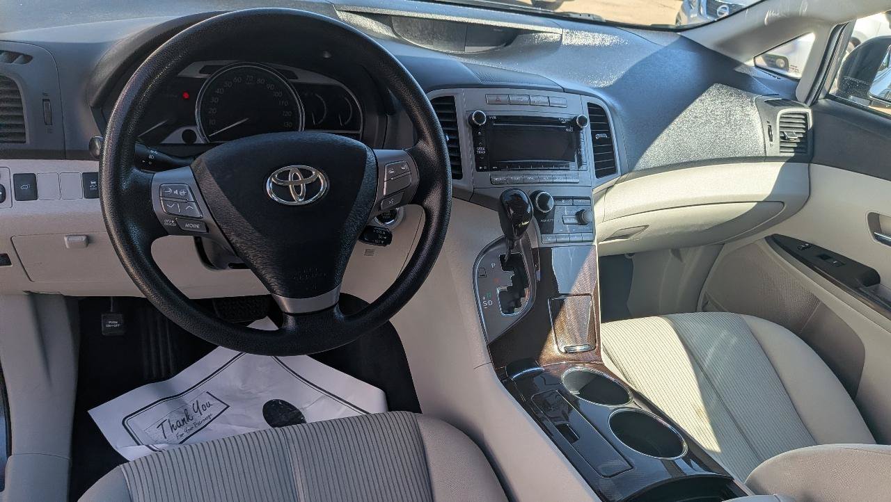 Used 2010 Toyota Venza AWD w/ Convenience Pkg image 11