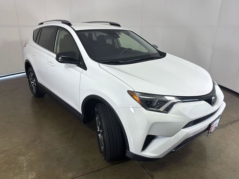 Used 2018 Toyota RAV4 LE w/ All Weather Liner Package AWD/4WD image 7