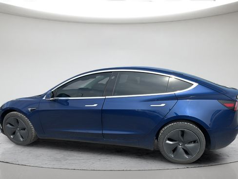 Used 2019 Tesla Model 3 Standard Range Plus RWD image 8