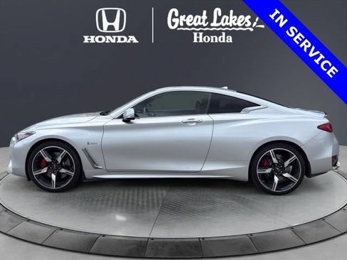 Used 2018 INFINITI Q60 Red Sport 400 w/ Sensory Package 3.0T Sport AWD/4WD image 3