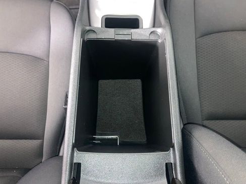 Used 2024 Chevrolet Malibu LT image 11