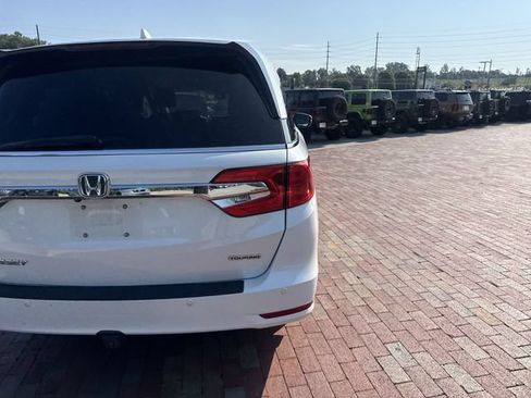 Used 2020 Honda Odyssey Touring image 11