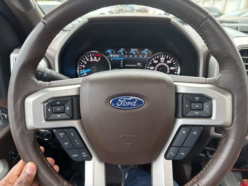Used 2020 Ford F150 King Ranch w/ Equipment Group 601A Luxury AWD/4WD image 23