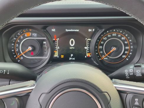 New 2026 Jeep Wrangler Unlimited Sahara AWD/4WD image 16