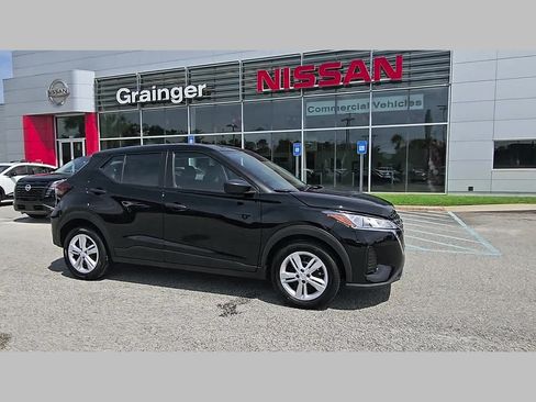 Used 2025 Nissan Kicks Play S FWD image 38