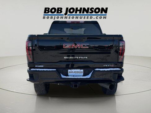 Used 2024 GMC Sierra 2500 AT4 w/ AT4 Premium Plus Package AWD/4WD image 4