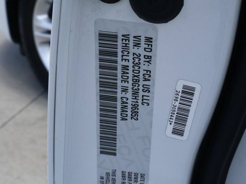Used 2022 Dodge Charger SXT RWD image 19