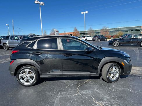 Used 2023 Hyundai Kona SEL image 10