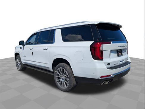 New 2026 GMC Yukon XL Denali w/ Sun & Power Step Package image 5