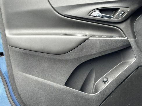 Used 2024 Chevrolet Equinox LT FWD image 13