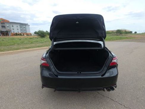 Used 2022 Toyota Camry SE FWD image 26