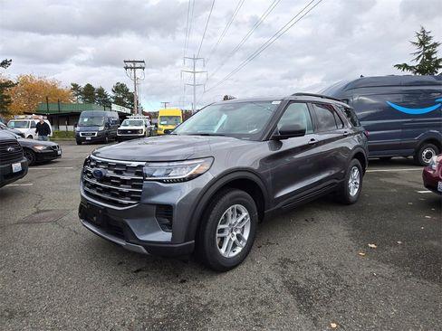 New 2026 Ford Explorer Active image 1