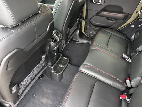 New 2026 Jeep Wrangler Unlimited Rubicon AWD/4WD image 11