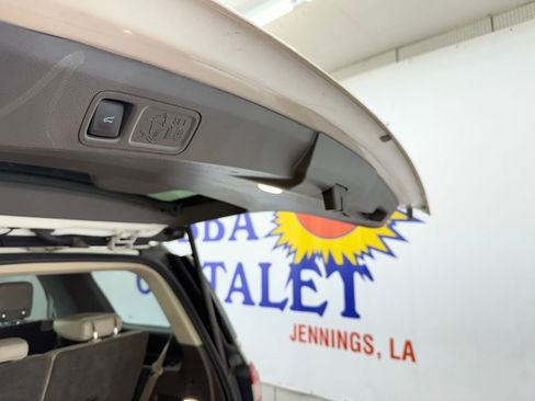 Used 2020 Ford Expedition XLT w/ Equipment Group 202A image 23