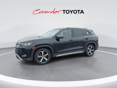 Used 2026 Volkswagen Tiguan SE FWD image 4