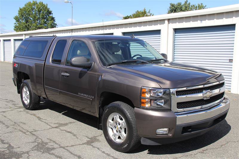 Used 2008 Chevrolet Silverado 1500 LT w/ Power Pack Plus AWD/4WD image 4
