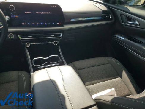 Used 2024 Chevrolet Traverse LS w/ Midnight/Sport Edition FWD image 15