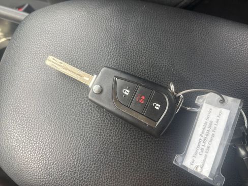 Used 2025 Toyota RAV4 LE image 22