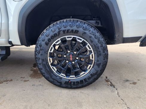 New 2026 GMC Canyon AT4 image 53