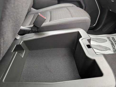 Used 2024 Chevrolet Silverado 2500 LT image 29