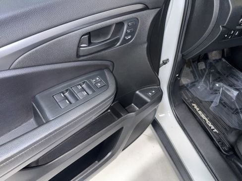Used 2022 Honda Passport EX-L image 12