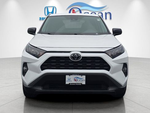 Used 2022 Toyota RAV4 LE image 8