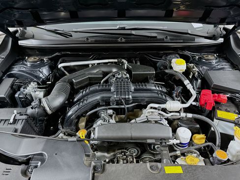 Used 2024 Subaru Crosstrek 2.0i Premium image 32