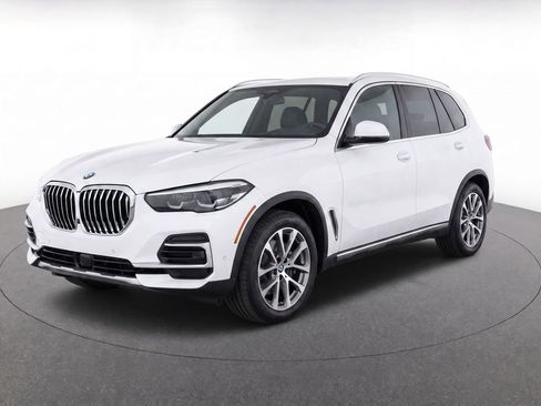Used 2022 BMW X5 xDrive40i AWD/4WD image 1