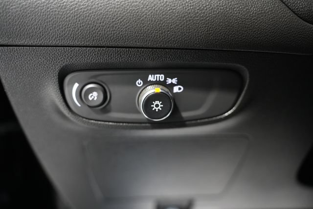 Used 2024 Buick Encore GX Preferred w/ Comfort Package AWD/4WD image 12