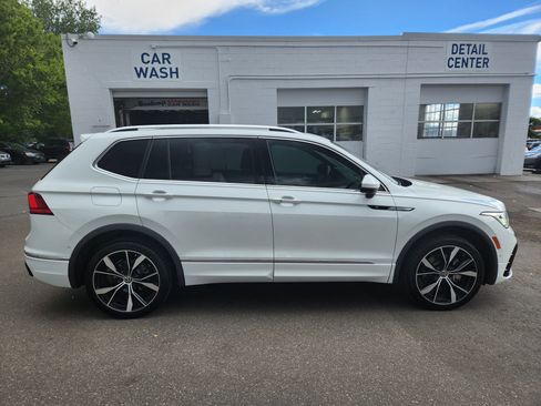 Used 2022 Volkswagen Tiguan SEL R-Line image 8