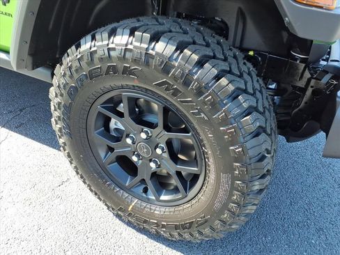 New 2025 Jeep Wrangler Willys image 7