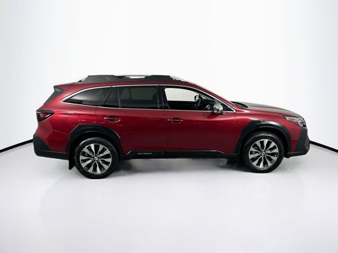 Used 2023 Subaru Outback Touring XT AWD/4WD image 4