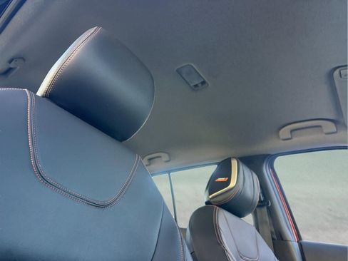 Used 2020 Nissan Kicks SR w/ SR Premium Package FWD image 17