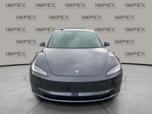 Used 2025 Tesla Model 3 Long Range image 8