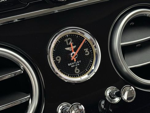 Certified 2024 Bentley Continental GT image 18