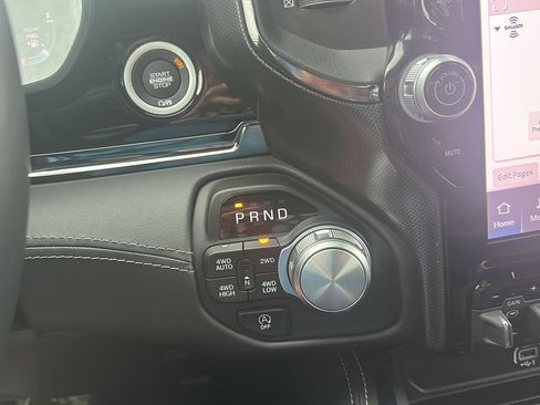 Used 2025 RAM 1500 Limited image 18