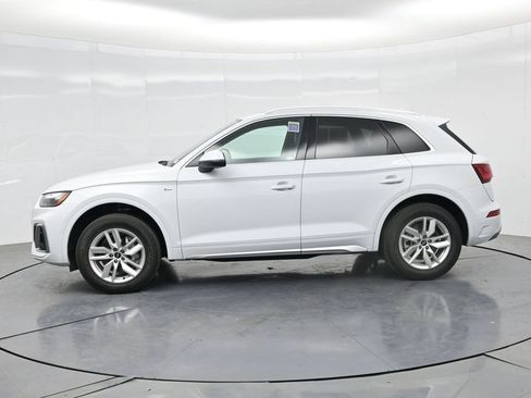 Used 2023 Audi Q5 2.0T Premium w/ Convenience Package AWD/4WD image 34