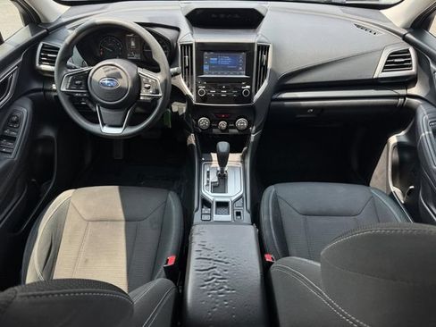 Used 2021 Subaru Forester AWD/4WD image 4