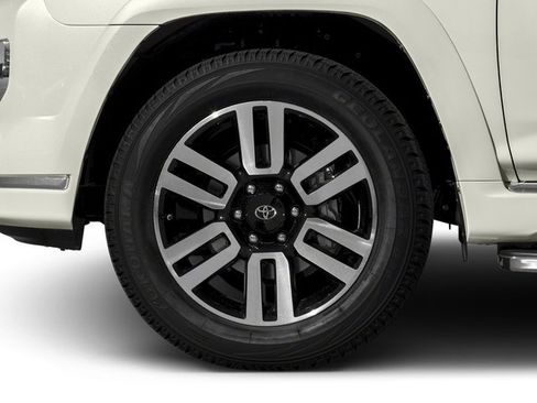 Used 2018 Toyota 4Runner Limited image 5