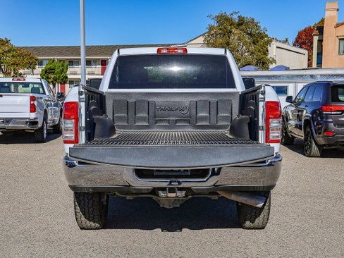 Used 2023 RAM 2500 Big Horn w/ Level 1 Equipment Group image 6