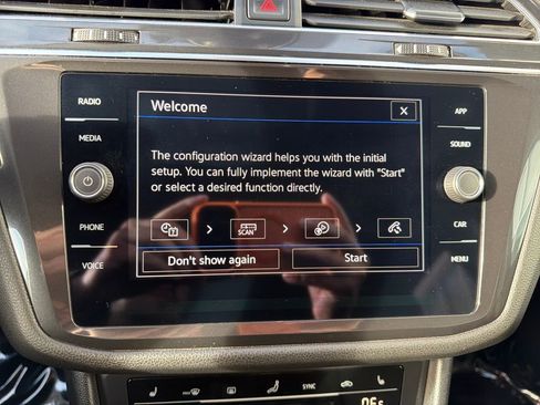 Certified 2022 Volkswagen Tiguan SE image 21