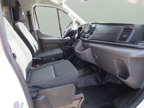 Used 2024 Ford Transit 250 Low Roof w/ Exterior Upgrade Package image 29