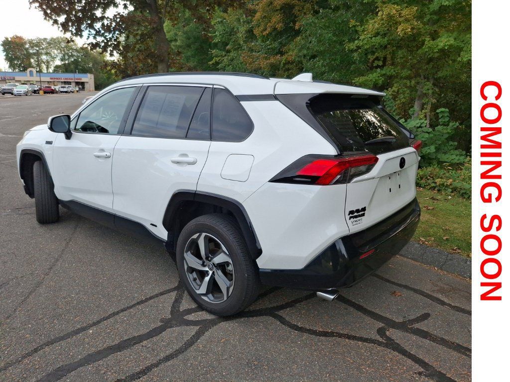 Used 2023 Toyota RAV4 SE w/ Weather & Moonroof Package AWD/4WD image 8