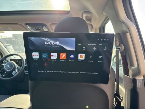 New 2026 Kia Carnival SX Prestige FWD image 18