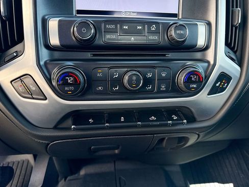 Used 2018 GMC Sierra 1500 SLT w/ SLT Premium Package AWD/4WD image 21