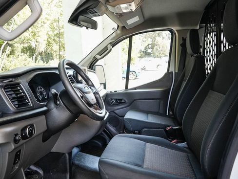 Used 2025 Ford Transit 250 Low Roof w/ Exterior Upgrade Package RWD image 17