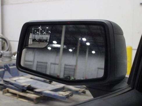 Used 2021 Chevrolet Silverado 1500 Custom image 31