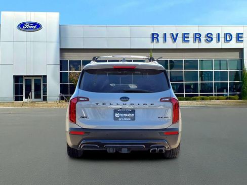 Used 2021 Kia Telluride SX w/ SX Prestige Package image 5