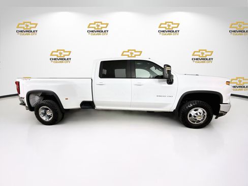 Used 2024 Chevrolet Silverado 3500 LT w/ Safety Package AWD/4WD image 9