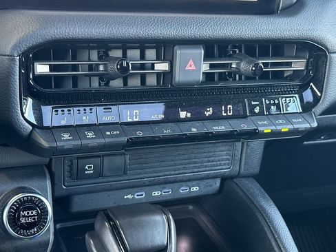 Used 2025 Toyota Land Cruiser w/ Premium Package AWD/4WD image 20